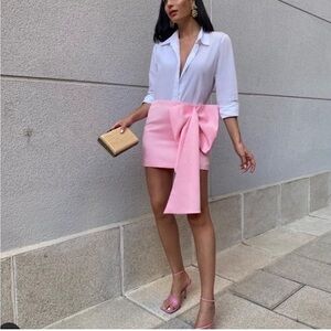 🆕(NWOT) ZARA Bloggers Fav Satin Bow Mini Skirt. Size SMALL. NEVER WORN